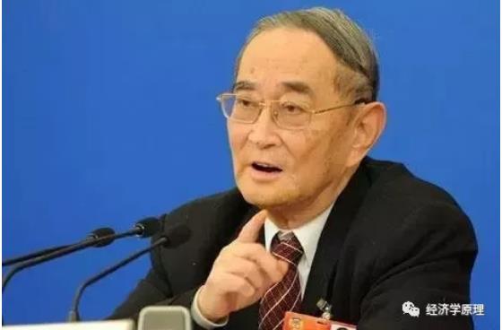 厉以宁:中国现在需要培养大量的、新的民营企业.jpg